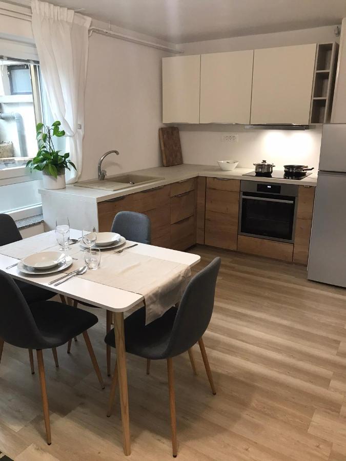 Appartement Koradinovi - Pod Vrtom à Vipava Extérieur photo